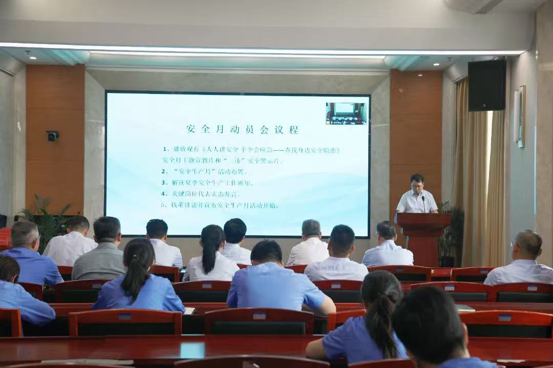 ca83b05cc593a4902b55f48b252bd05f.jpg ca83b05cc593a4902b55f48b252bd05f.jpg